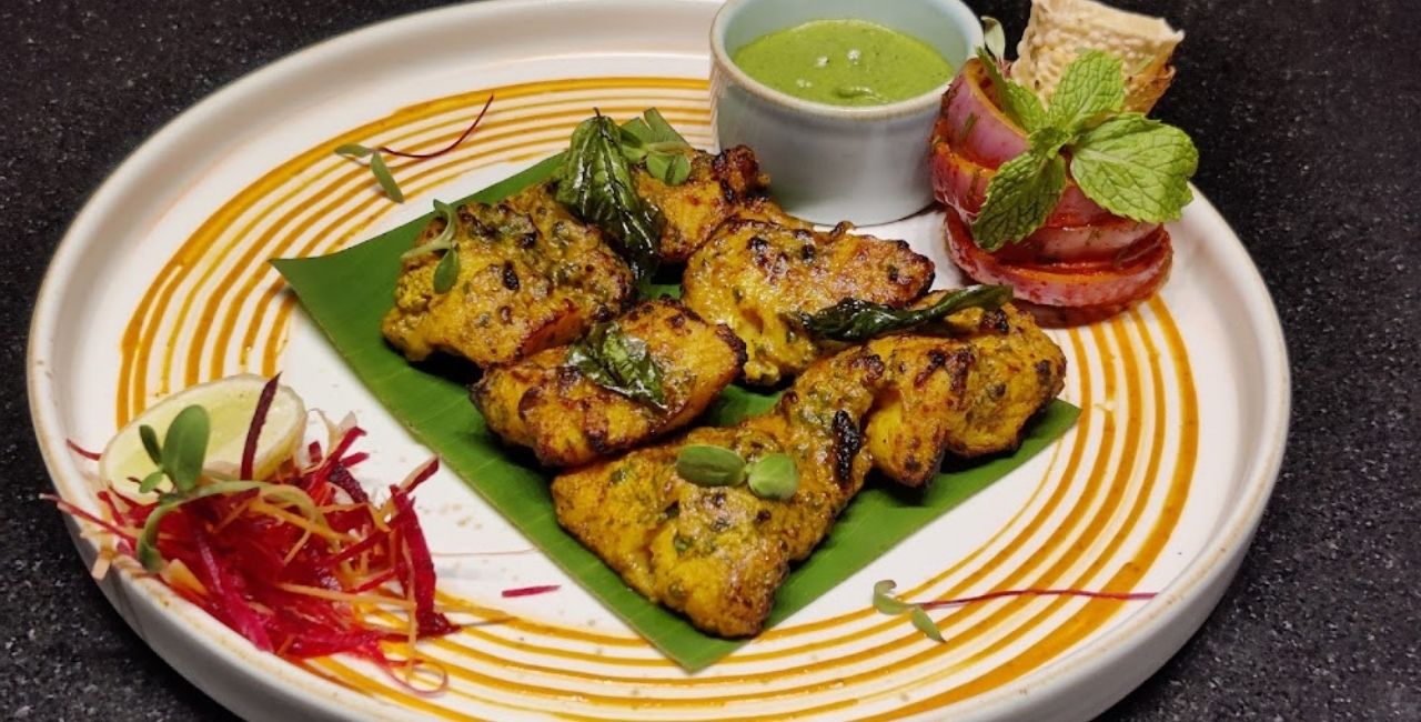 A TASTE OF HOME : INDIAN RESTAURANTS IN HANOI