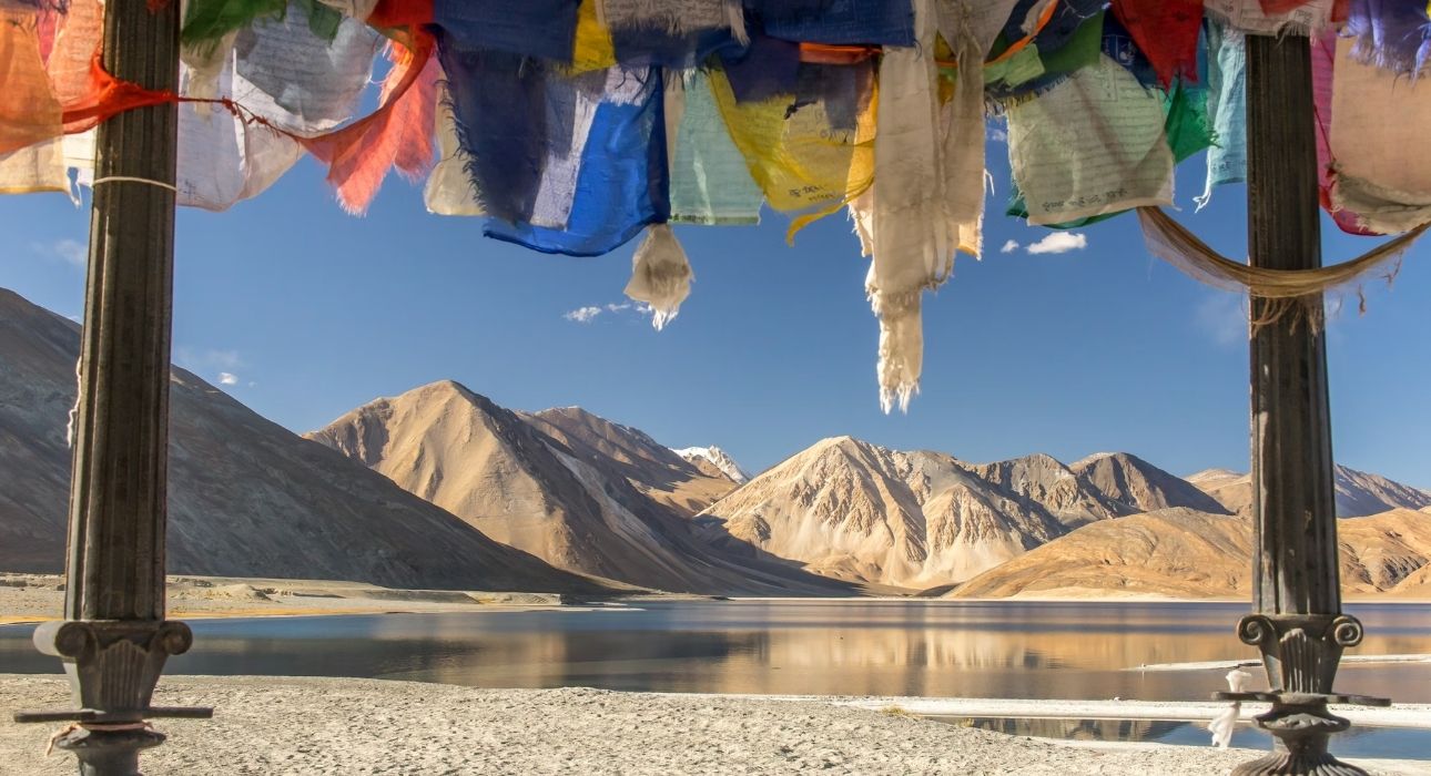 Ladakh Scenic Sojourn