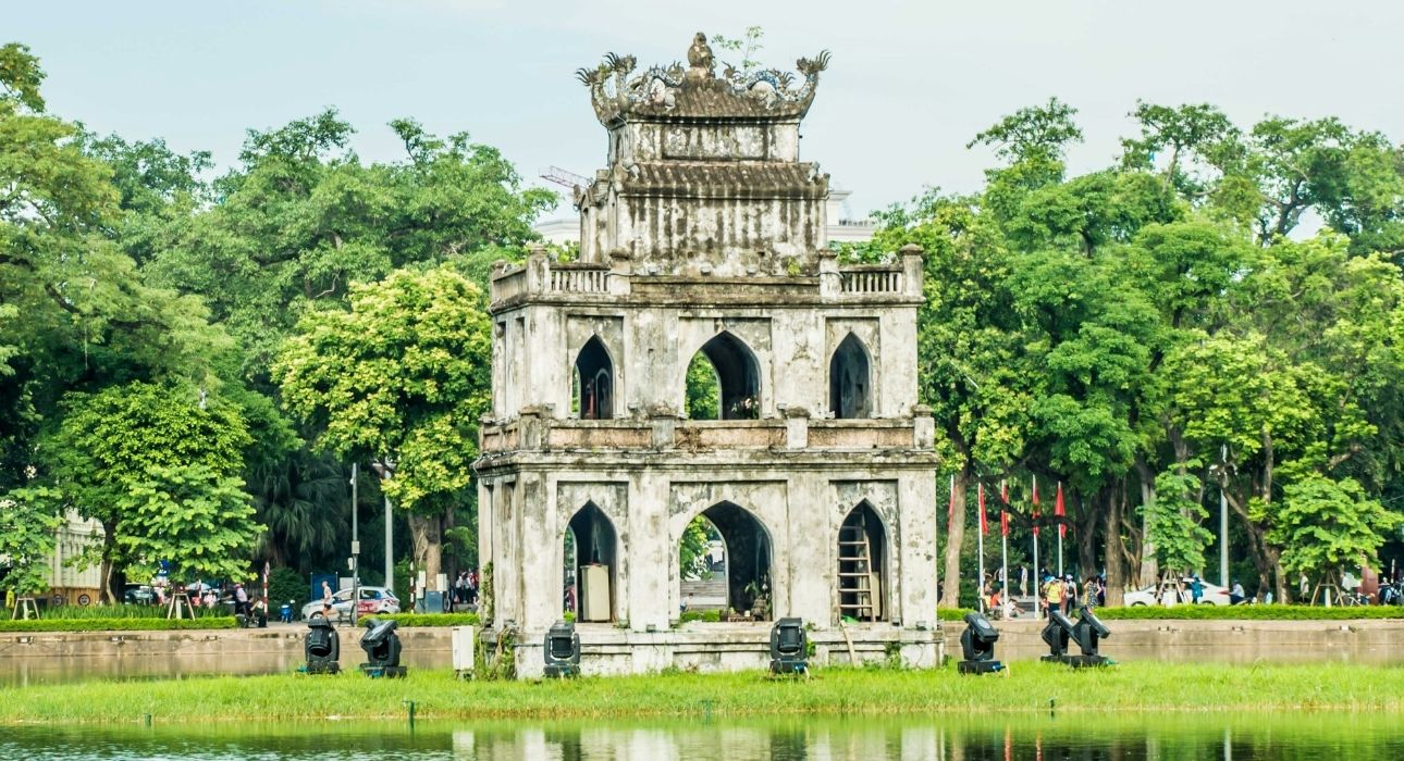 Vietnam Scenic Retreat