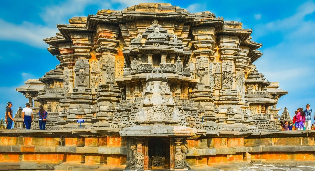 Best of Two Cultures South India (Karnataka & Kerala)