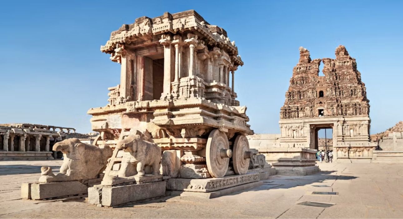 Best of Two Cultures South India (Karnataka & Kerala)