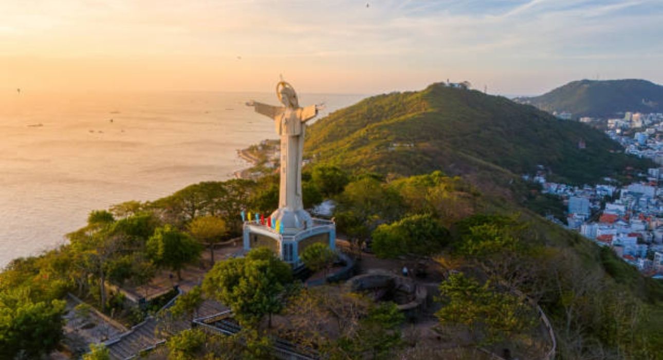 Essential Ho Chi Minh City Tour